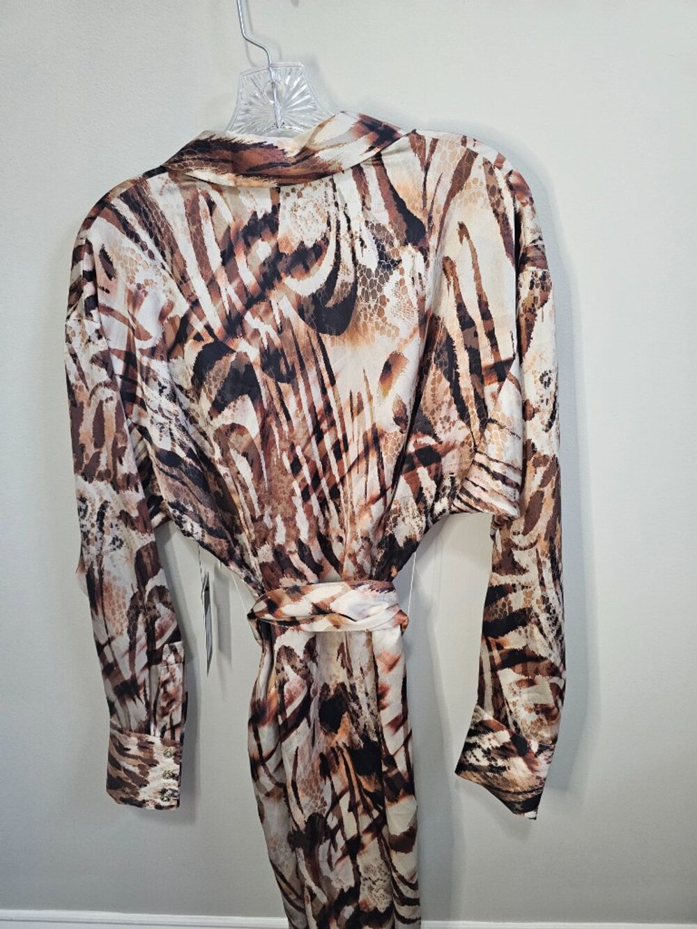 Marciano Guess Animal Print Wrap Shirt Dress NWT Size M Retail $178 - Picture 6 of 11